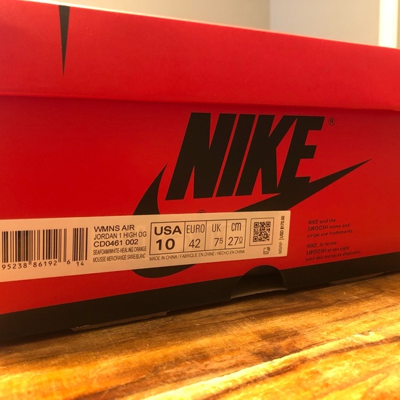 Nike Air Jordan 1 High OG - Seafoam Green - Picture 13 of 13